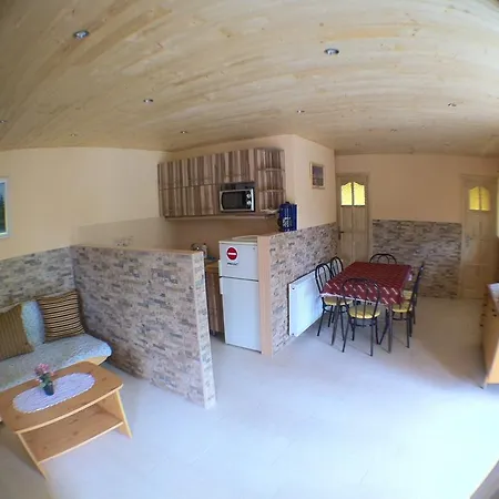 Apartman Granada Medencés Apartmanház