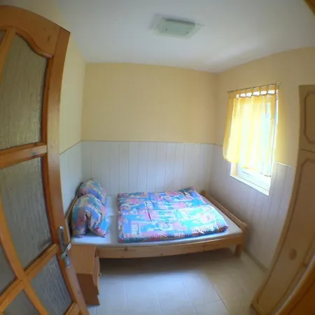 Apartman Granada Medencés Apartmanház