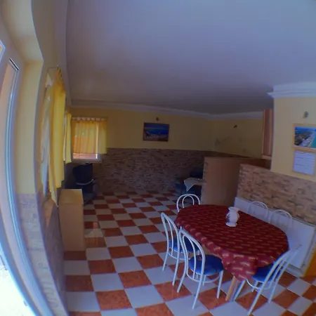 Апартаменты Granada Medences Apartmanhaz